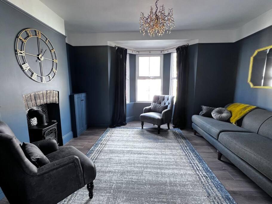 No 11, Fishguard, Ideal For Beach, Coastal Path And Town! Exteriör bild